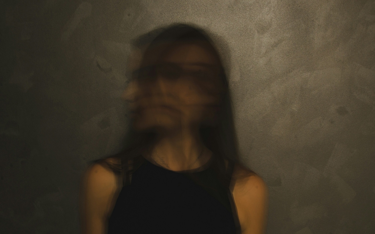 Blurred shaking head