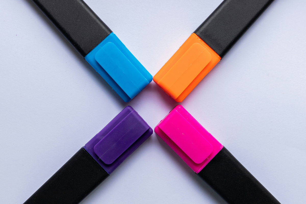 Highlighters in a cross