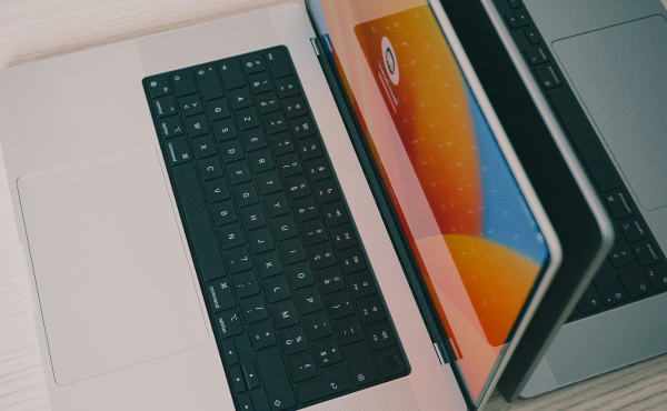 Laptops back-to-back